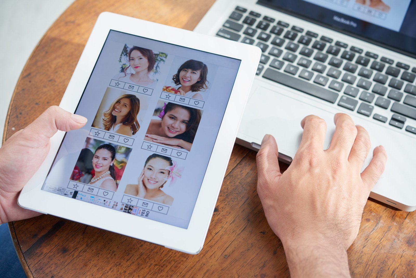 Dating website - Home Builder Marketers